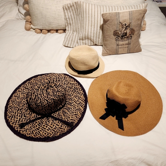 Bundle of HATS - Picture 1 of 8